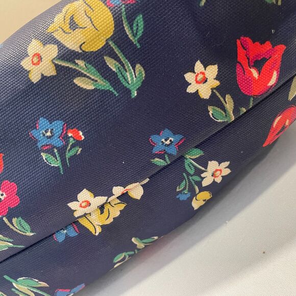 ~ Rare Cath Kidston XL Overnight Floral Coated Bag 2 Handle Snap Lined Pockets - Picture 15 of 16